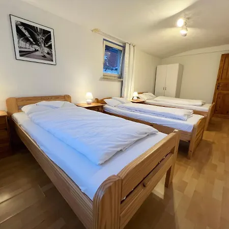 85qm - Zentrale Lage - Parkplatz غوتنغن